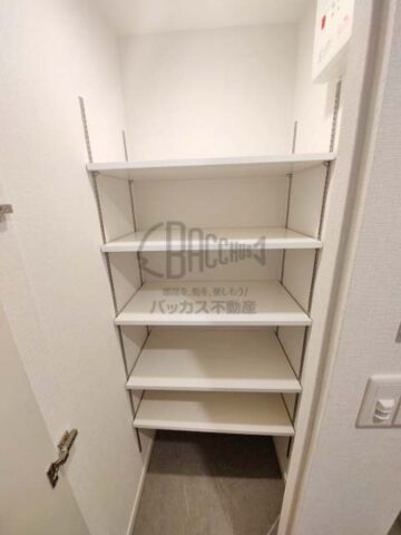 アーバネックス梅田中崎町 Ctype 1LDK+WIC 40.37㎡のシューズボックス